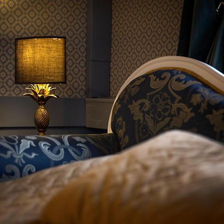 Jaernvaegshotellet B&B Скара Екстериор снимка